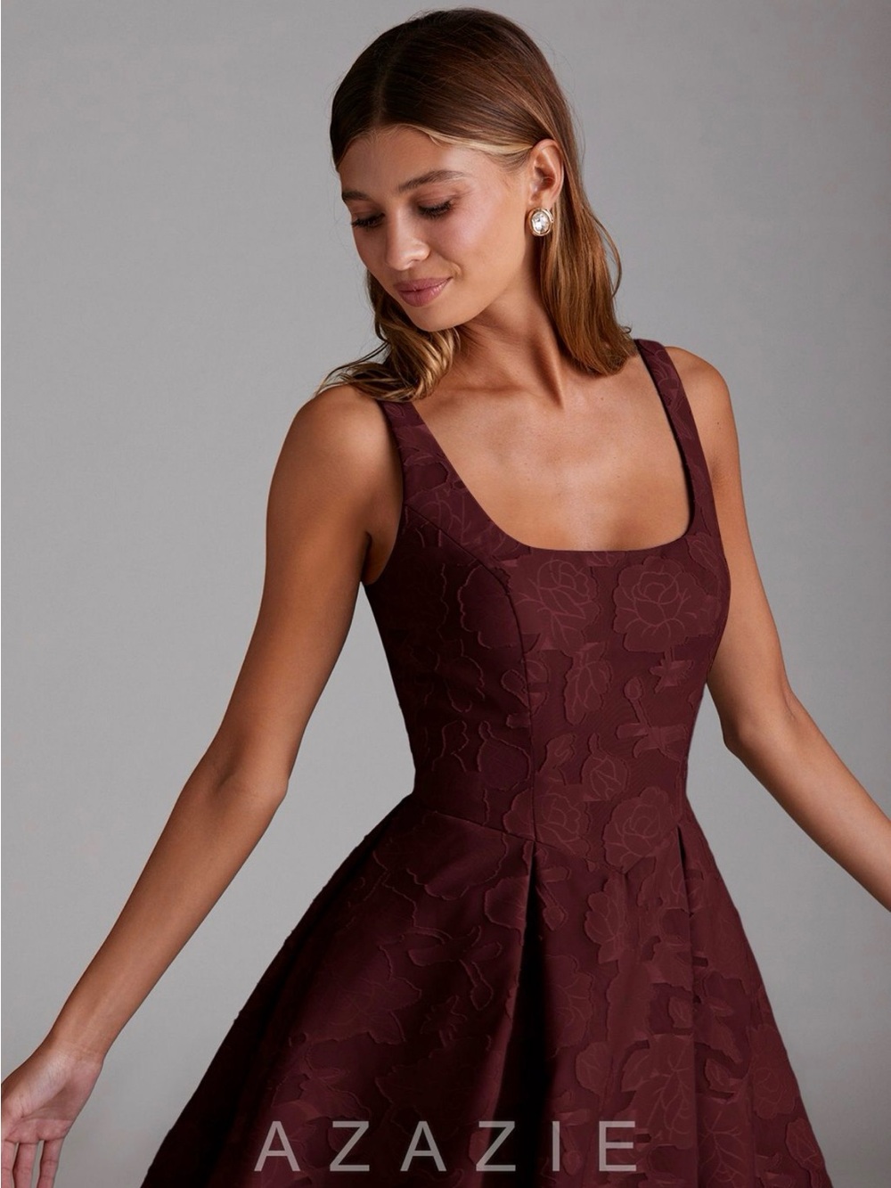 Azazie Burgundy Square-Neck Jacquard Midi Dress - Picture 4 of 9